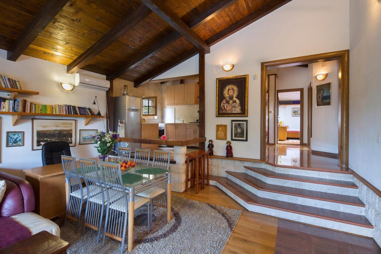 Villa Robinson Petrovac Buitenkant foto